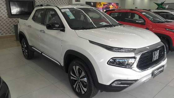 FIAT TORO 1.3 TURBO 270 FLEX VOLCANO AT6 FIAT TORO 1.3 TURBO 270 FLEX VOLCANO AT6